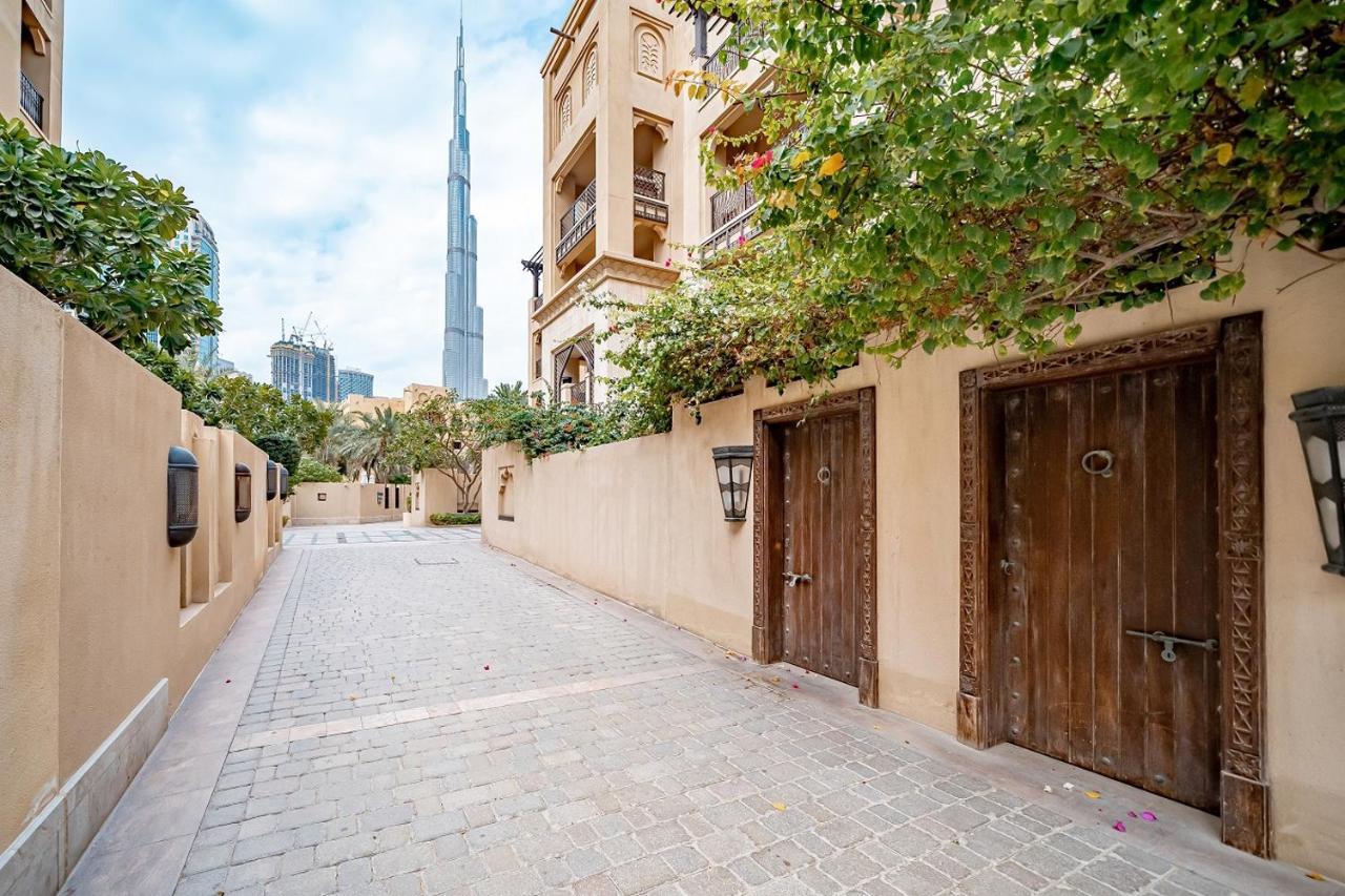 Higuests - Spacious Apt With Private Balcony In Old Town Dubai Exterior photo
