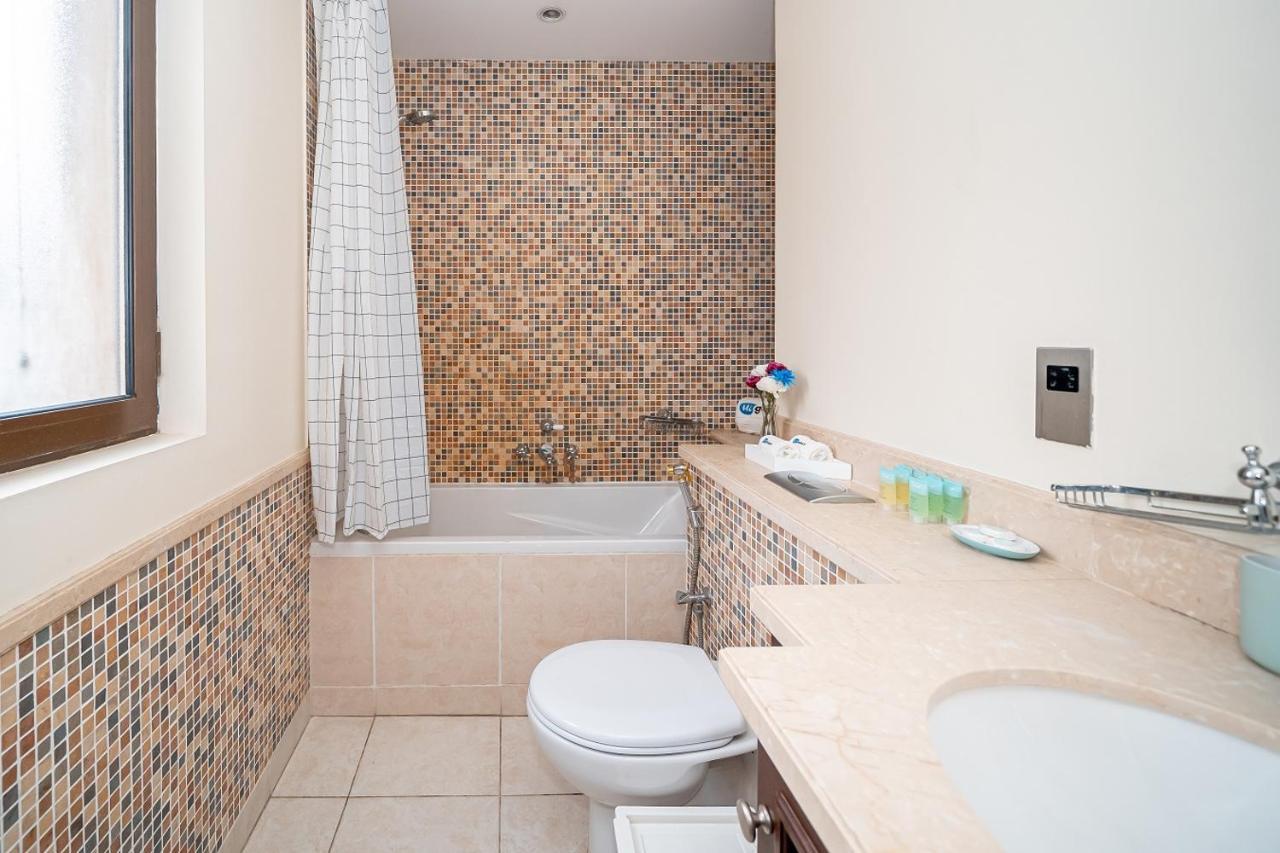 Higuests - Spacious Apt With Private Balcony In Old Town Dubai Exterior photo