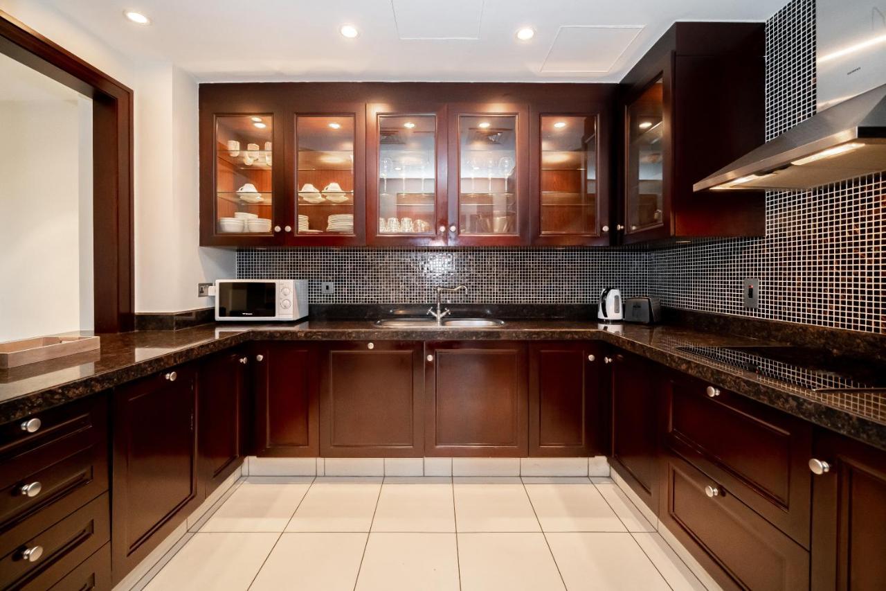 Higuests - Spacious Apt With Private Balcony In Old Town Dubai Exterior photo